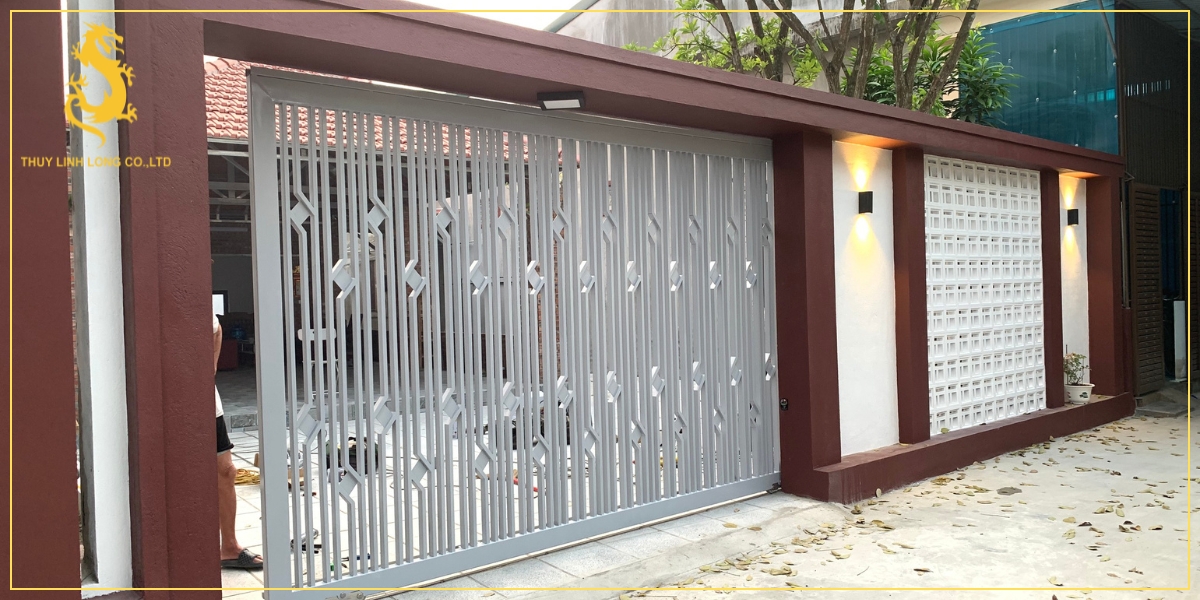 Thủy Linh Long chuyên về lắp đặt các dòng cửa tự động sau tại Quận 2