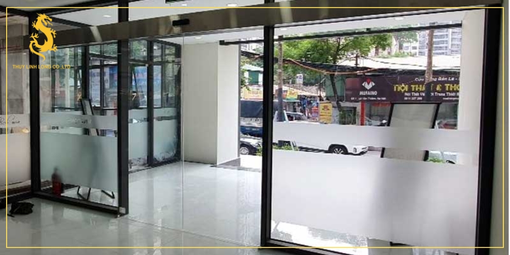 Báo giá lắp đặt cửa kính tự động tại Hà Nội của Thủy Linh Long Báo giá lắp đặt cửa kính tự động tại Hà Nội của Thủy Linh Long