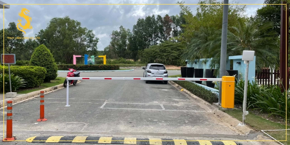 Những điểm nổi bật khi lựa chọn lắp đặt cổng Barrier tự động tại Hà Nội với Thủy Linh Long Những điểm nổi bật khi lựa chọn lắp đặt cổng Barrier tự động tại Hà Nội với Thủy Linh Long
