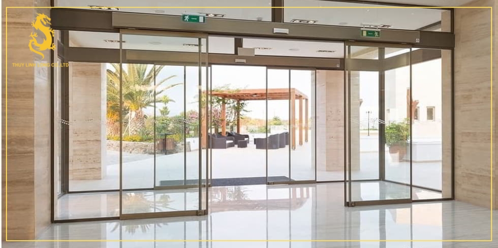 vi sao cua tu dong ngay cang pho bien trong mo hinh kinh doanh hien dai Vì sao cửa tự động ngày càng phổ biến trong mô hình kinh doanh hiện đại?