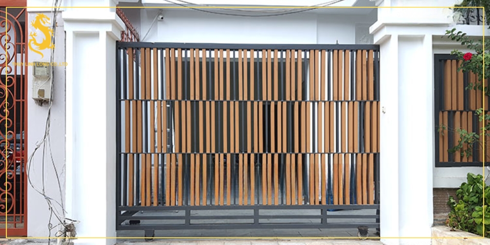 cung cap lap dat cong tu dong quang tri