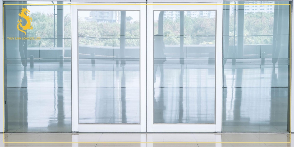 Những yếu tố cần lưu ý khi lắp cửa tự động cho nhà thông minh