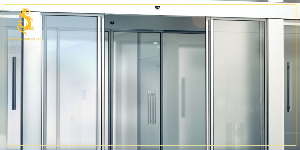 Vì sao giá lắp đặt cửa tự động có sự chênh lệch giữa các công trình?