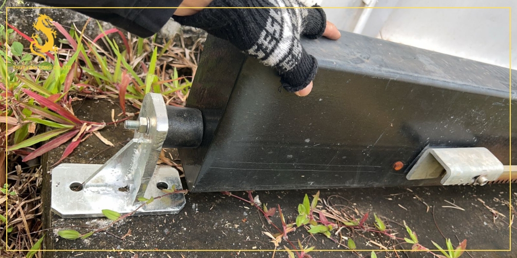 Cách xử lý khi cổng tự động bị kẹt