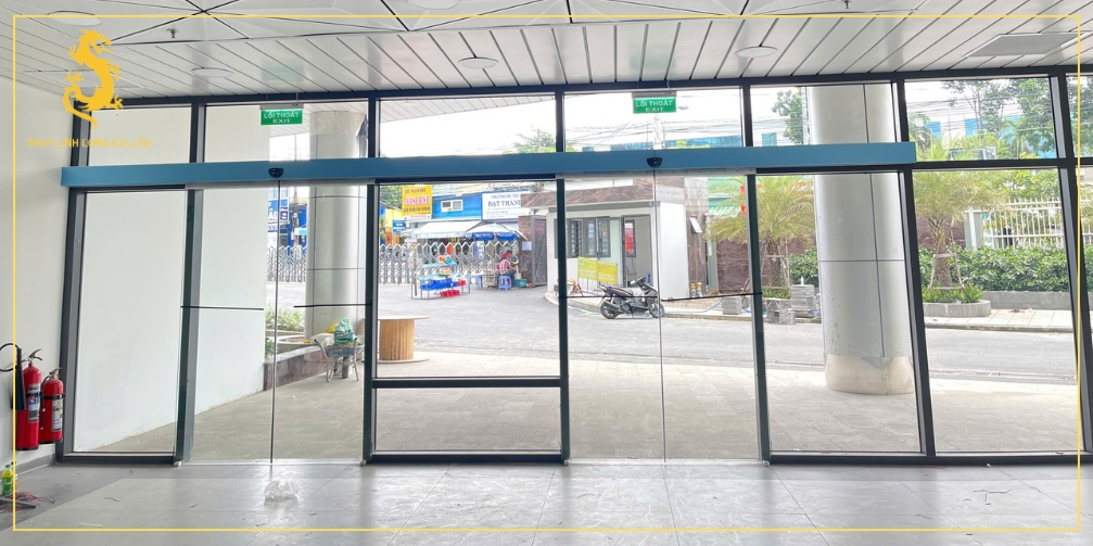 Cửa tự động có hoạt động khi mất điện không?