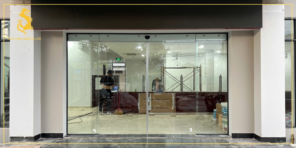 Giải pháp lắp cửa tự động ngoài trời bền và ổn định