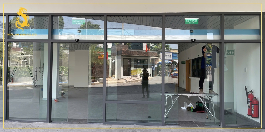 Lưu ý khi lắp cửa tự động để đảm bảo an toàn khi mất điện