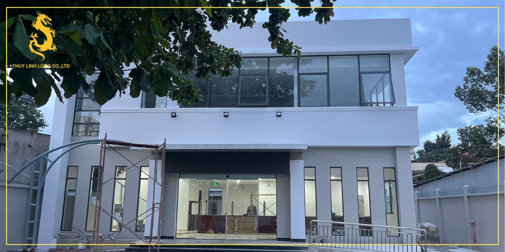 Những lưu ý khi sử dụng cửa tự động ngoài trời