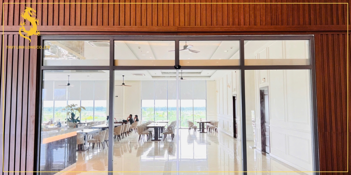 Cửa kính tự động là gì?