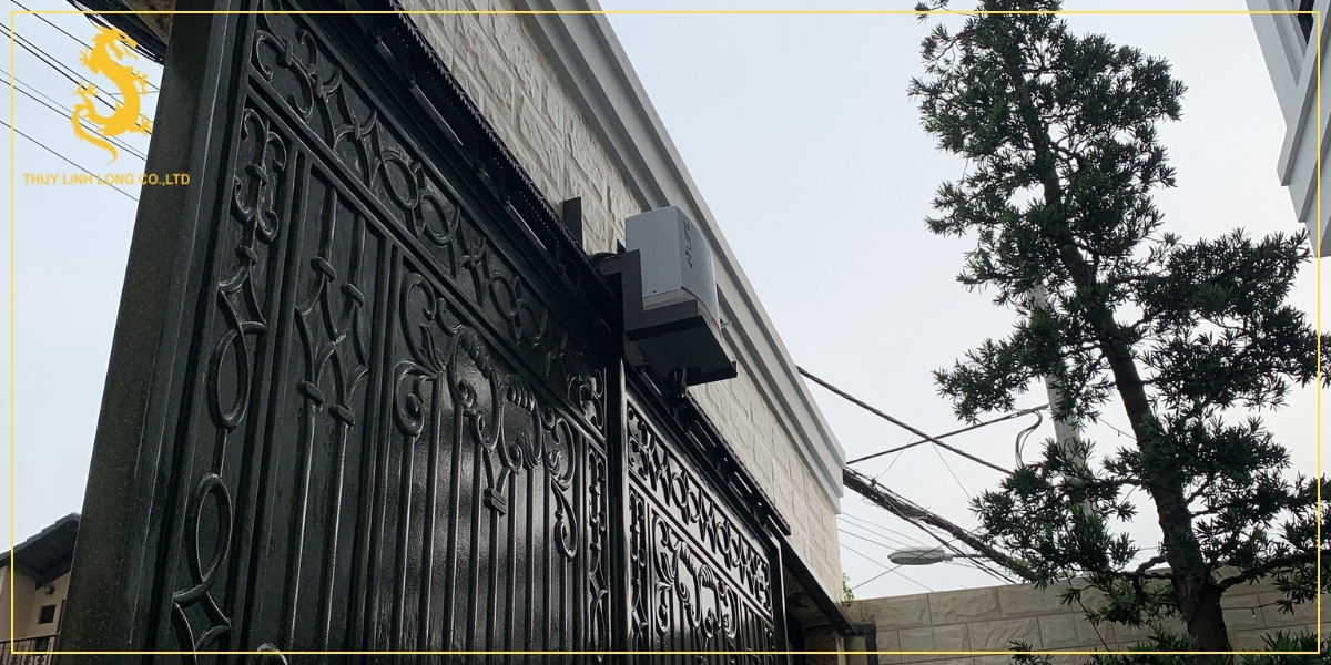 Cổng trượt cần bao nhiêu không gian để mở hết cánh?